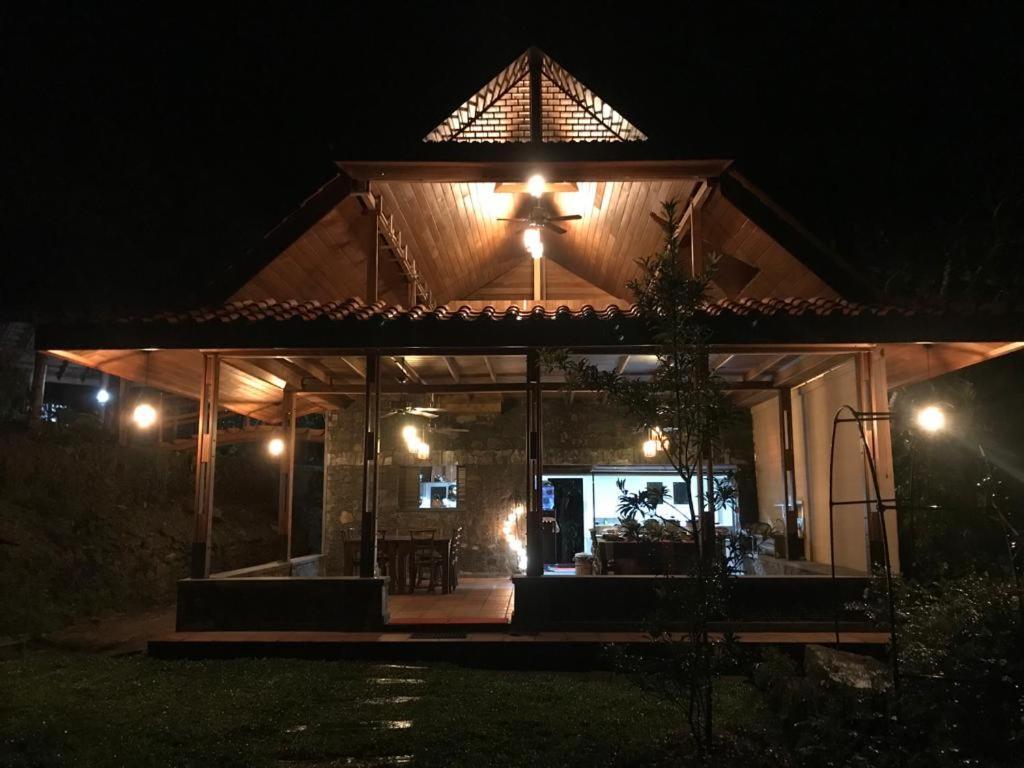 Wanakaset Forest Glamping Kitulgala Exterior foto