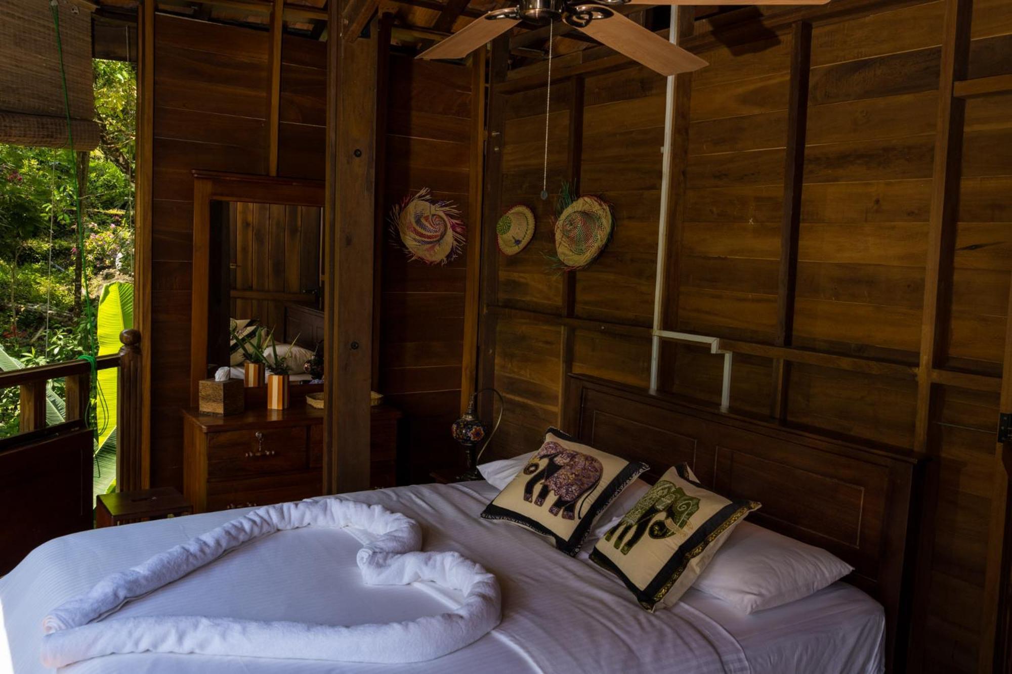Wanakaset Forest Glamping Kitulgala Exterior foto